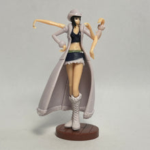 Cargar imagen en el visor de la galería, One Piece - Nico Robin - Trading Figure - Choco Egg (7)
