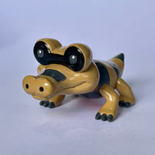 Cargar imagen en el visor de la galería, Pokémon BW - Sandile - Trading Figure - Monster Collection

