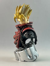 Load image into Gallery viewer, Trigun - Vash the Stampede - Mini Bust
