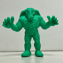 Load image into Gallery viewer, Kinnikuman - Sneagator - Eraser Mini Figure - Green ver. (73)
