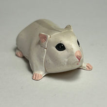 Cargar imagen en el visor de la galería, Djungarian Hamster - Trading Figure - Miniature - 048 P24-B
