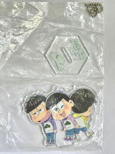 Load image into Gallery viewer, Osomatsu-san - Ichimatsu, Matsuno Jyushimatsu &amp; Todomatsu - Chiraris - Standing Acrylic Keychain
