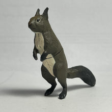 Load image into Gallery viewer, Ezo squirrel - Trading Figure - Miniature - 127
