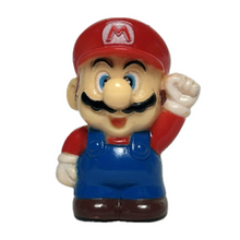 Cargar imagen en el visor de la galería, Super Mario Kart - Mario - Soft Vinyl Figure
