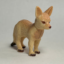 Cargar imagen en el visor de la galería, Fennec Fox - Trading Figure - Miniature
