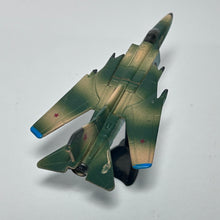 Cargar imagen en el visor de la galería, MAPO MiG-23/27 Flogger - Trading Figure - Miniature (14)
