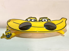 Cargar imagen en el visor de la galería, Despicable Me - USJ UV400 Minions Banana-shaped Sunglasses
