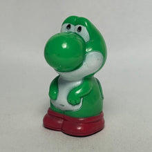 Cargar imagen en el visor de la galería, Super Mario Kart - Yoshi - Soft Vinyl Figure
