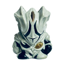 Cargar imagen en el visor de la galería, Ultraman Tiga - Kyrieloid - Finger Puppet Figure
