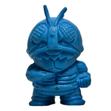 Cargar imagen en el visor de la galería, Kamen Rider 1 - Eraser Figure - Keshigomu - Blue ver.
