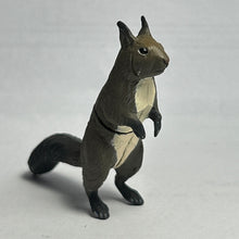 Load image into Gallery viewer, Ezo squirrel - Trading Figure - Miniature - 127
