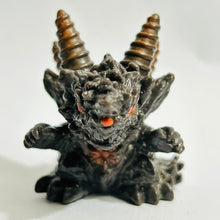 Cargar imagen en el visor de la galería, Ultraman Ginga - Thunder Darambia - Finger Puppet - Kaiju - Monster - SD Figure
