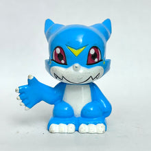 Load image into Gallery viewer, Digimon Adventure 02 - Veemon - Trading Figure - Finger Puppet
