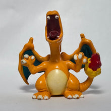 Cargar imagen en el visor de la galería, Pokémon - Charizard - Trading Figure - MC
