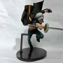 Load image into Gallery viewer, One Piece - Trafalgar Law - Figure Colosseum - SCultures
