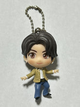 Cargar imagen en el visor de la galería, TinyTan - Jung Kook - Mascot Keychain - BTS

