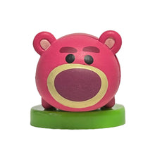 Cargar imagen en el visor de la galería, Disney Tsum Tsum - Lots-O'-Huggin' Bear - Trading Figure - Choco Egg (63)
