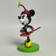 Cargar imagen en el visor de la galería, Disney - Minnie Mouse - Trading Figure - Choco Egg (35)
