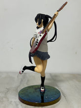 Load image into Gallery viewer, K-ON!! - Nakano Azusa - PM Figure - Guitar Elite
