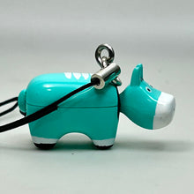 Cargar imagen en el visor de la galería, Akabeko&#39;s Friends - Robabeko - Panda no Ana Anibeko Strap
