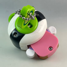 Load image into Gallery viewer, Sore Ike! Anpanman - Komusubiman - Keychain Mascot

