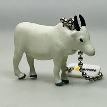 Cargar imagen en el visor de la galería, 2. Zebu - Ancient Dairy Cow Figure Strap
