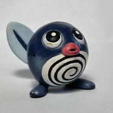 Cargar imagen en el visor de la galería, Pokémon - Poliwag - Trading Figure - MC
