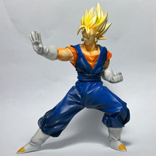 Load image into Gallery viewer, Dragon Ball Z - Vegito SSJ - Trading Figure - AAPF2
