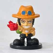 Load image into Gallery viewer, Petit Pong Character Series TV Anime One Piece (Set of 16)
