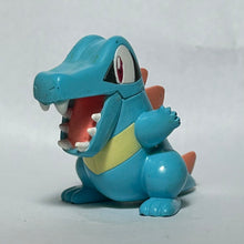 Load image into Gallery viewer, Pokémon DP - Totodile - Trading Figure - Monster Collection
