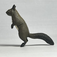 Load image into Gallery viewer, Ezo squirrel - Trading Figure - Miniature - 127
