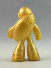 Cargar imagen en el visor de la galería, Mega Man 3 - Blues / Proto Man - Eraser Figure - Gold
