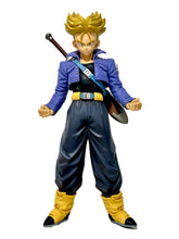 Load image into Gallery viewer, Dragon Ball Z - Future Trunks SSJ - Master Stars Piece
