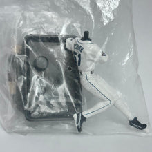Load image into Gallery viewer, Seattle Mariners - Ichiro Suzuki - Trading Figure - Throwing Form, Home Uniform
