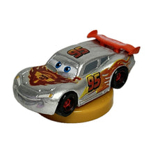 Cargar imagen en el visor de la galería, Cars 2 - Lightning McQueen - Trading Figure - Choco Egg - Silver ver. (47)
