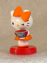 Cargar imagen en el visor de la galería, Choco Egg Hello Kitty Collaboration Plus - Trading Figure - Yoshinoya ver. (14)
