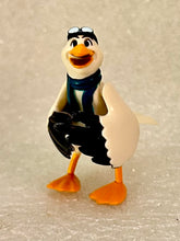 Cargar imagen en el visor de la galería, The Rescuers Down Under - Wilbir - Disney Choco Party Part 1 - Trading Figure (020)
