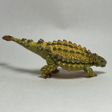Cargar imagen en el visor de la galería, Saichania chulsanensis - Trading Figure - Miniature (054L)
