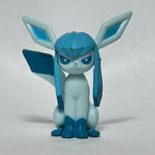 Load image into Gallery viewer, Pokémon Sun &amp; Moon - Glaceon - Mini Figure

