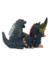 Cargar imagen en el visor de la galería, Gojira - Godzilla and Battra (1991) - Monster King Club - Trading Figure
