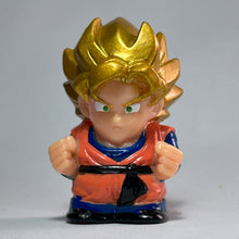 Cargar imagen en el visor de la galería, Dragon Ball Z - SD Son Goku SSJ - Finger Puppet (Bandai)
