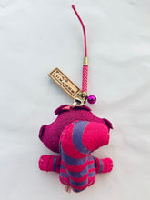 Load image into Gallery viewer, Alice in Wonderland - Cheshire Cat - Plush Mascot - Netsuke
