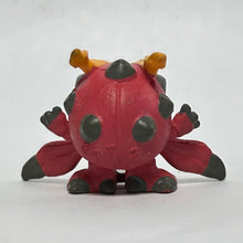 Cargar imagen en el visor de la galería, Digimon Adventure - Tentomon - Mini Figure
