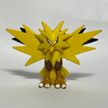 Load image into Gallery viewer, Pokémon - Zapdos - Trading Figure - Monster Collection
