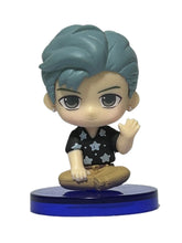 Cargar imagen en el visor de la galería, TinyTan - RM - Mini Figure - Suwarasetai - BTS
