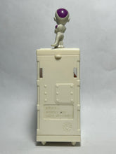Cargar imagen en el visor de la galería, Dragon Ball Z - Freezer Final Form - Gashapon Toy
