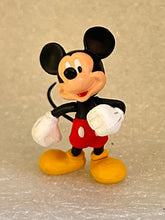 Cargar imagen en el visor de la galería, Disney Characers - Mickey Mouse - Disney Choco Party Part 1 - Trading Figure (001)

