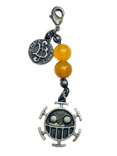 Cargar imagen en el visor de la galería, One Piece - Trafalgar Law - OP Pirate Flag Charm - Fastener
