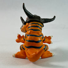 Cargar imagen en el visor de la galería, Digimon - Greymon - Mini Figure (6)
