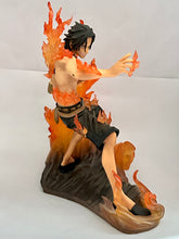 Cargar imagen en el visor de la galería, One Piece - Portgas D. Ace - DXF Figure - Brotherhood II
